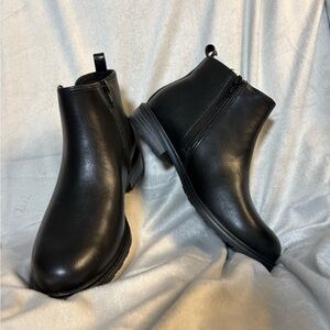 Sonoma Lottiee Memory Foam Ankle Boots Size 6